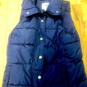 Old navy small puffer vest